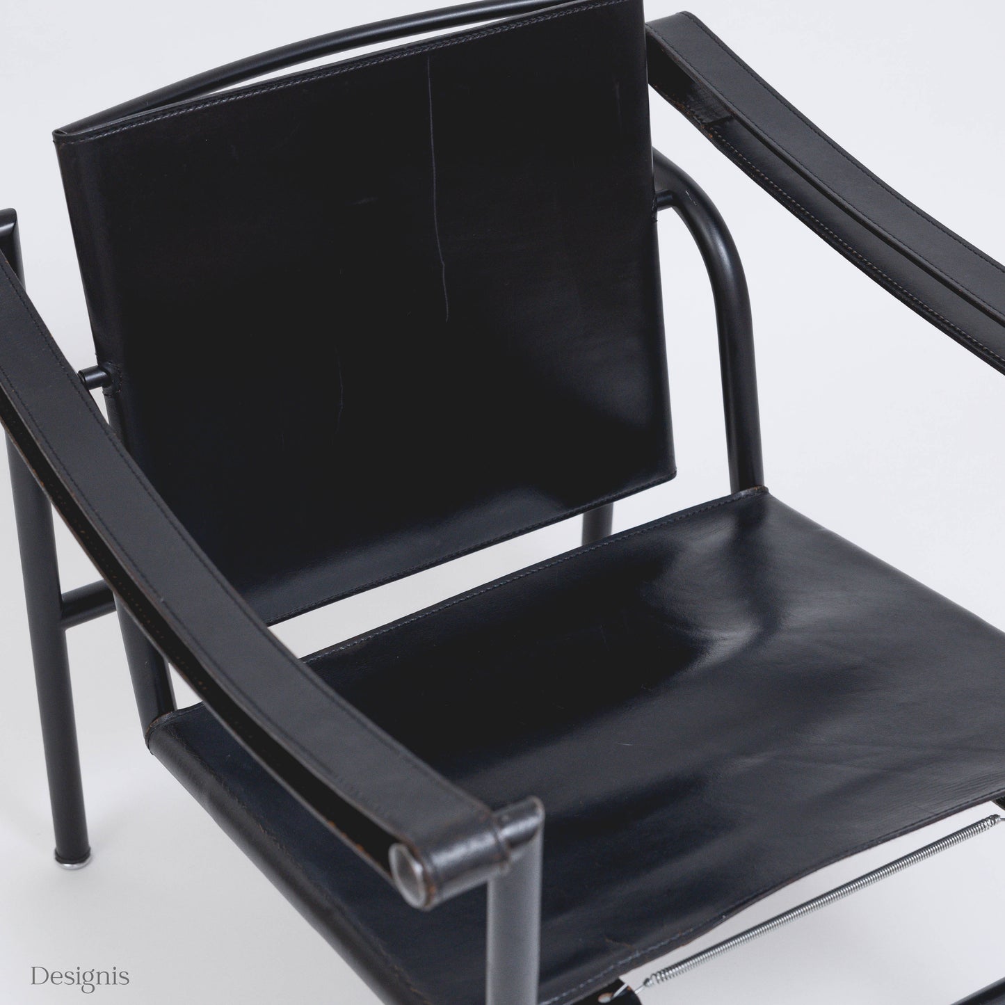 Cassina LC1, Schwarz