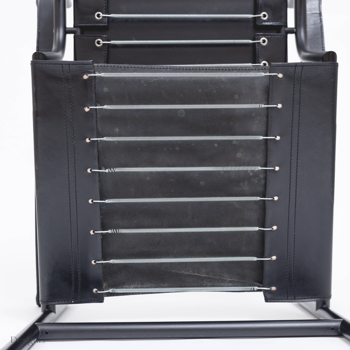Cassina LC1, Schwarz
