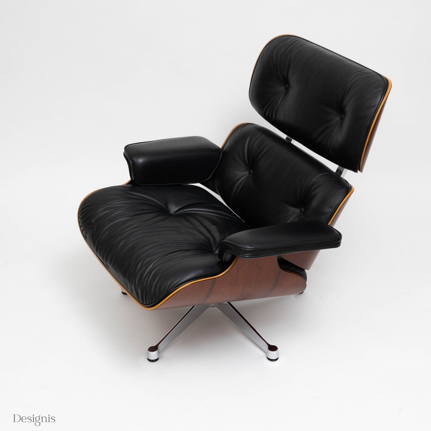 Vitra Eames Lounge Chair, Kirsche