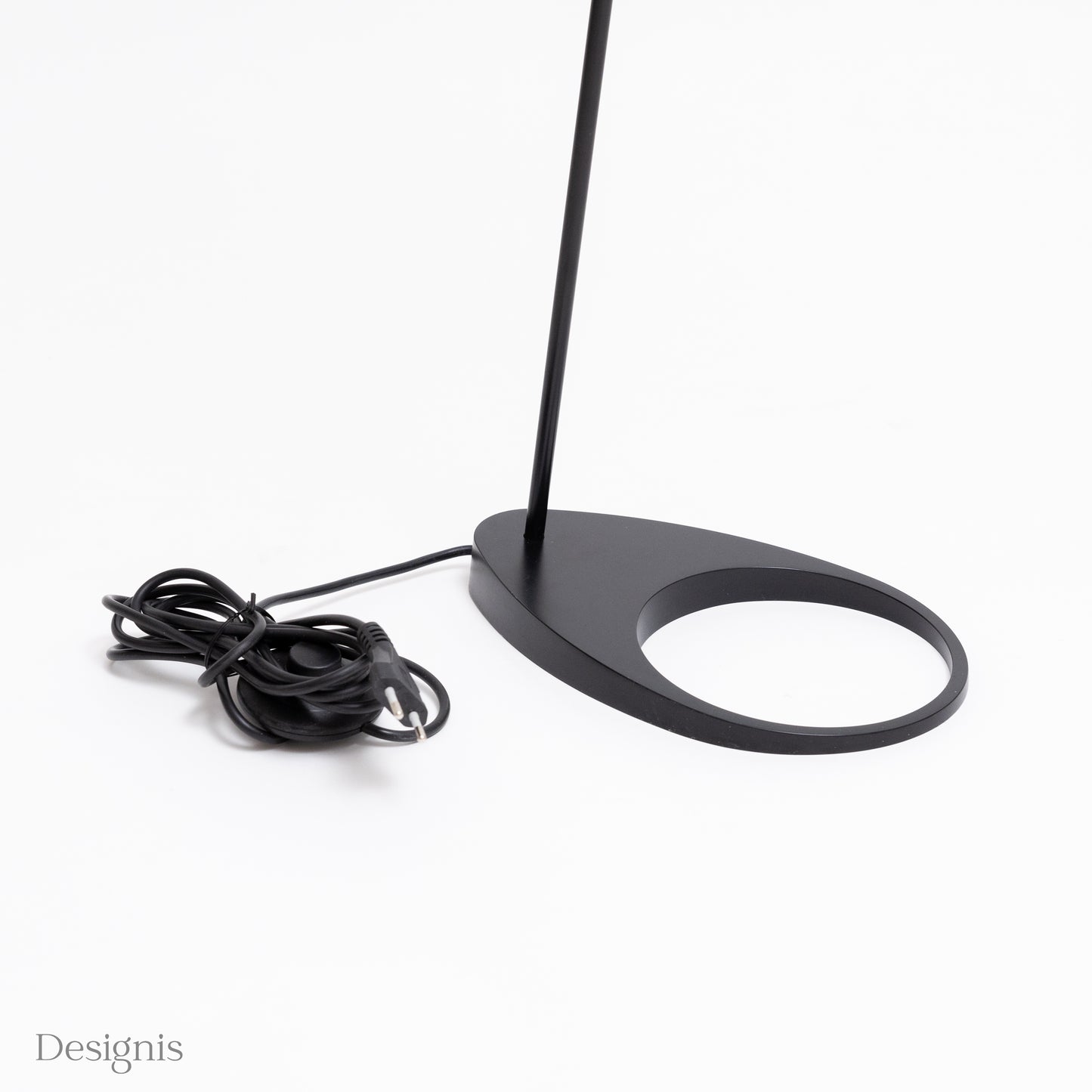 Louis Poulsen AJ Stehlampe, Schwarz