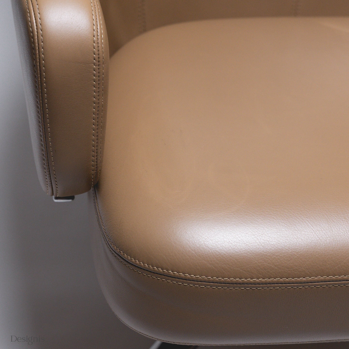 Vitra Grand Repos Sessel, Leder, Camel-Braun