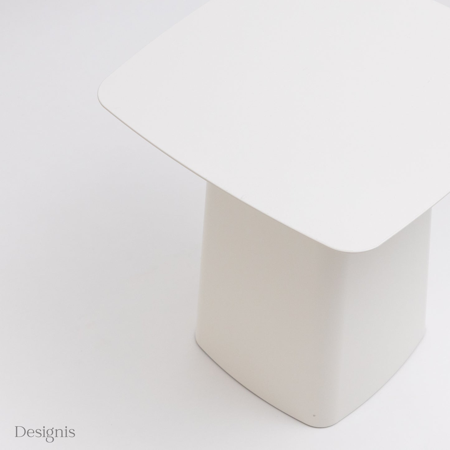 Vitra Metal Side Table/Beistelltisch Medium, Weiß