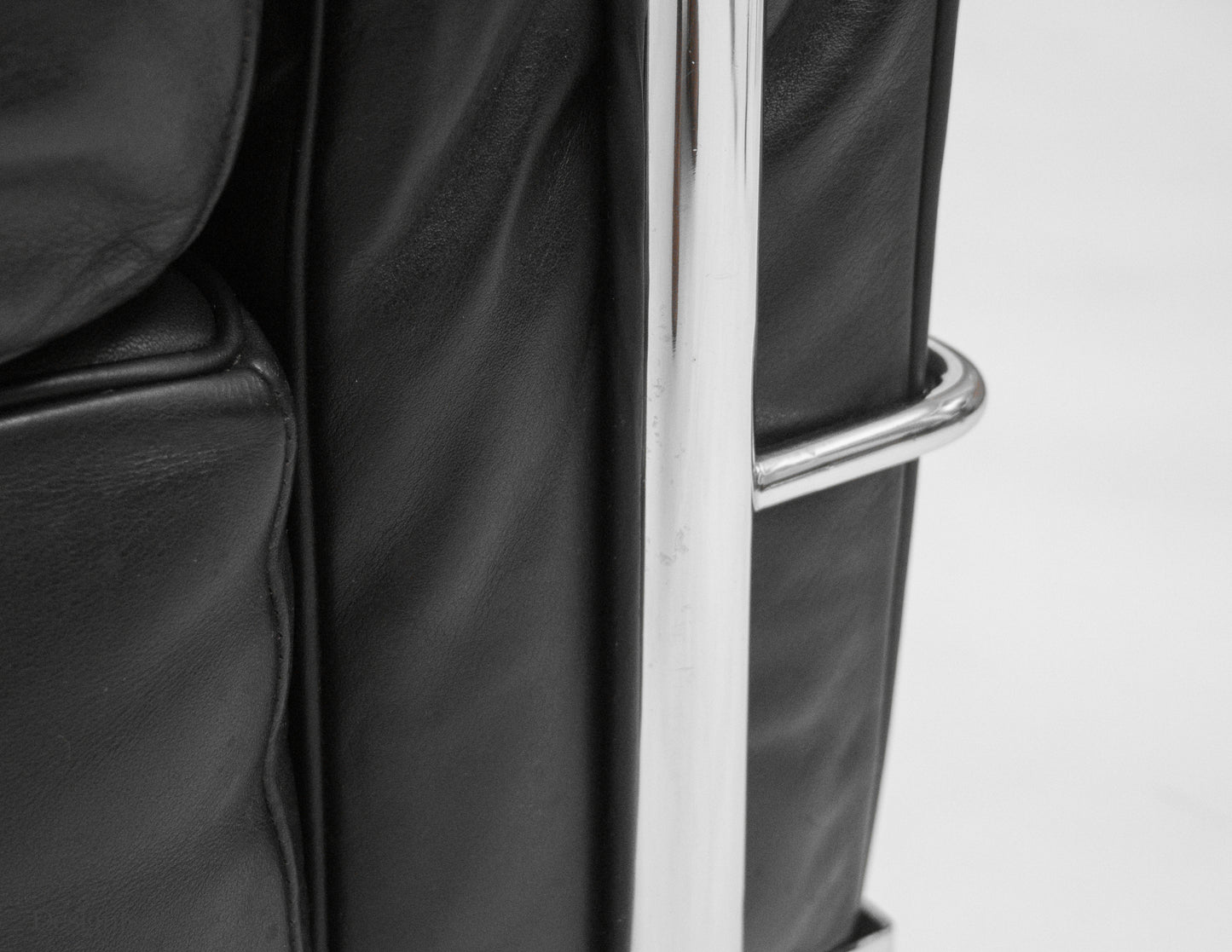 Cassina LC2 Sessel | Le Corbusier | Schwarz | Leder
