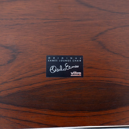 Vitra Eames Lounge Chair, Kirsche