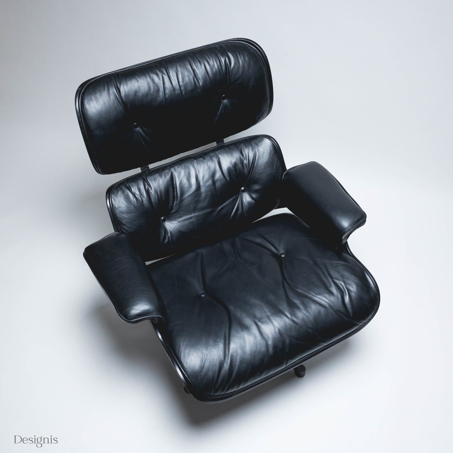 Eames Lounge Chair