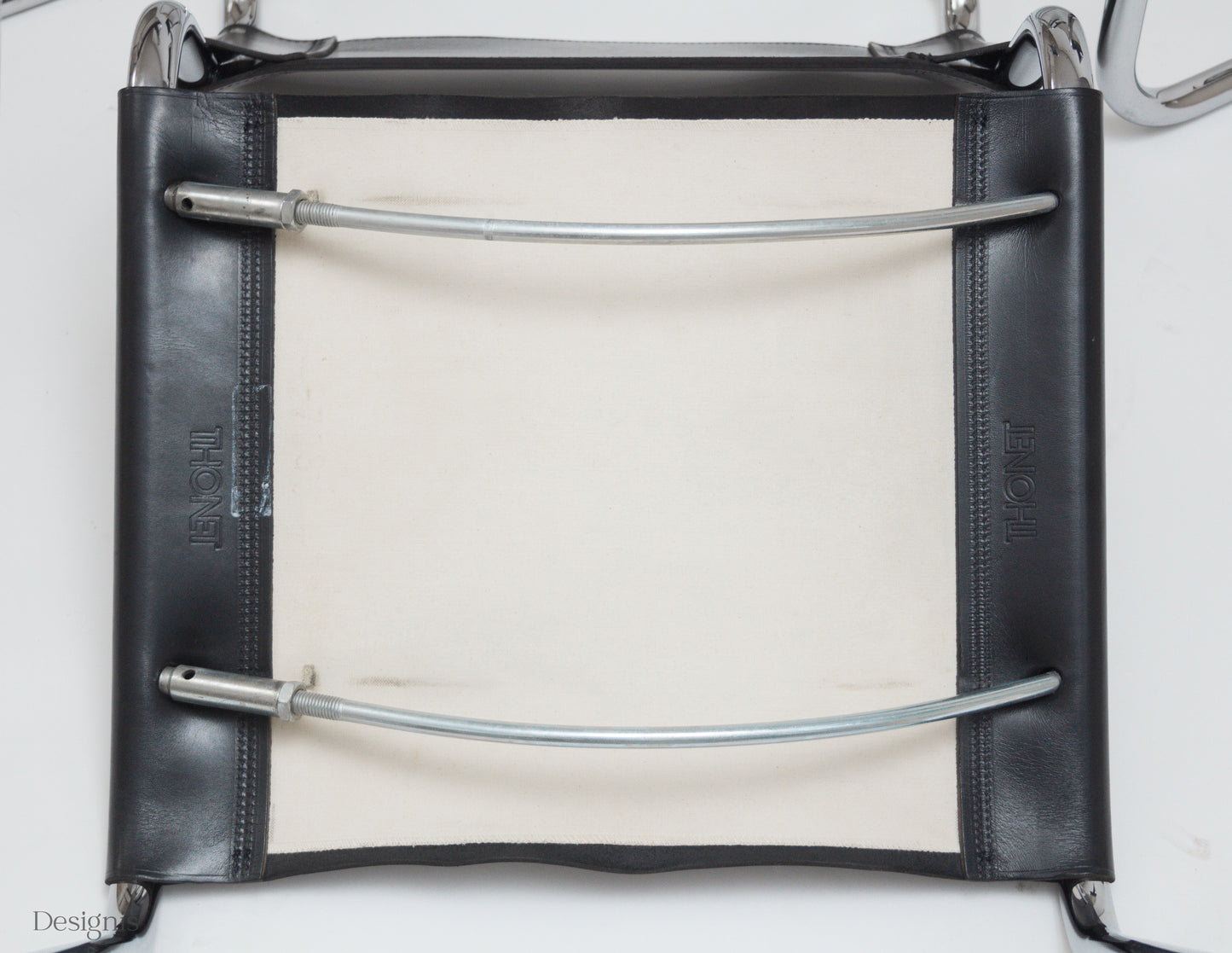 Thonet S33 Freischwinger | Schwarz | Leder