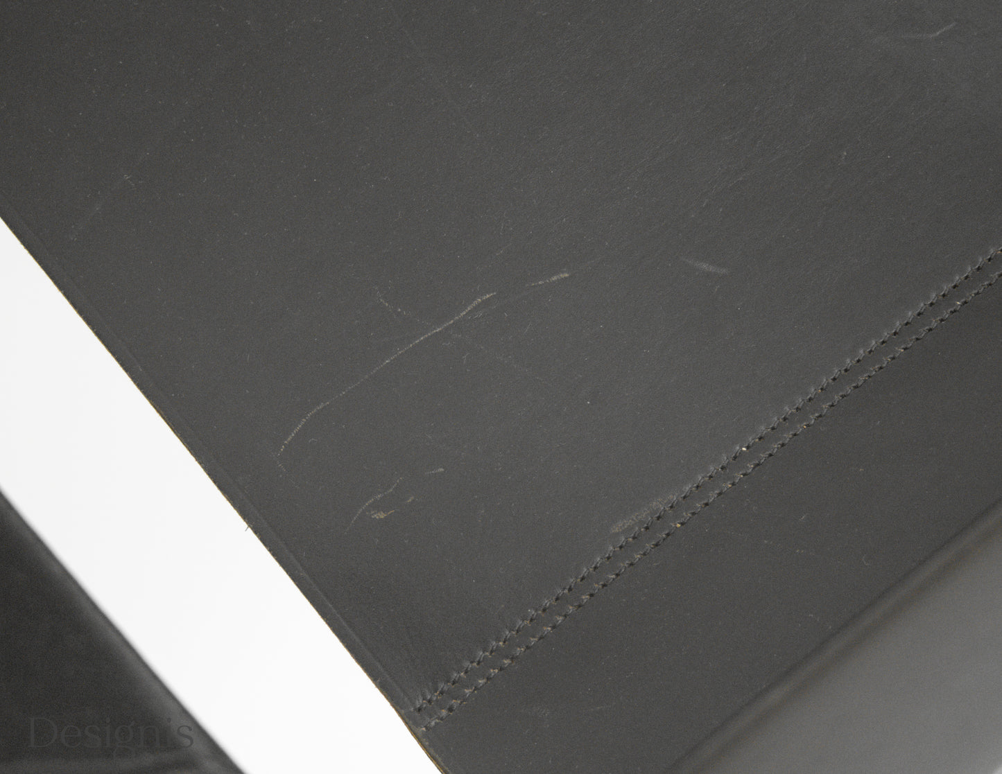 Thonet S34 Freischwinger | Schwarz | Leder
