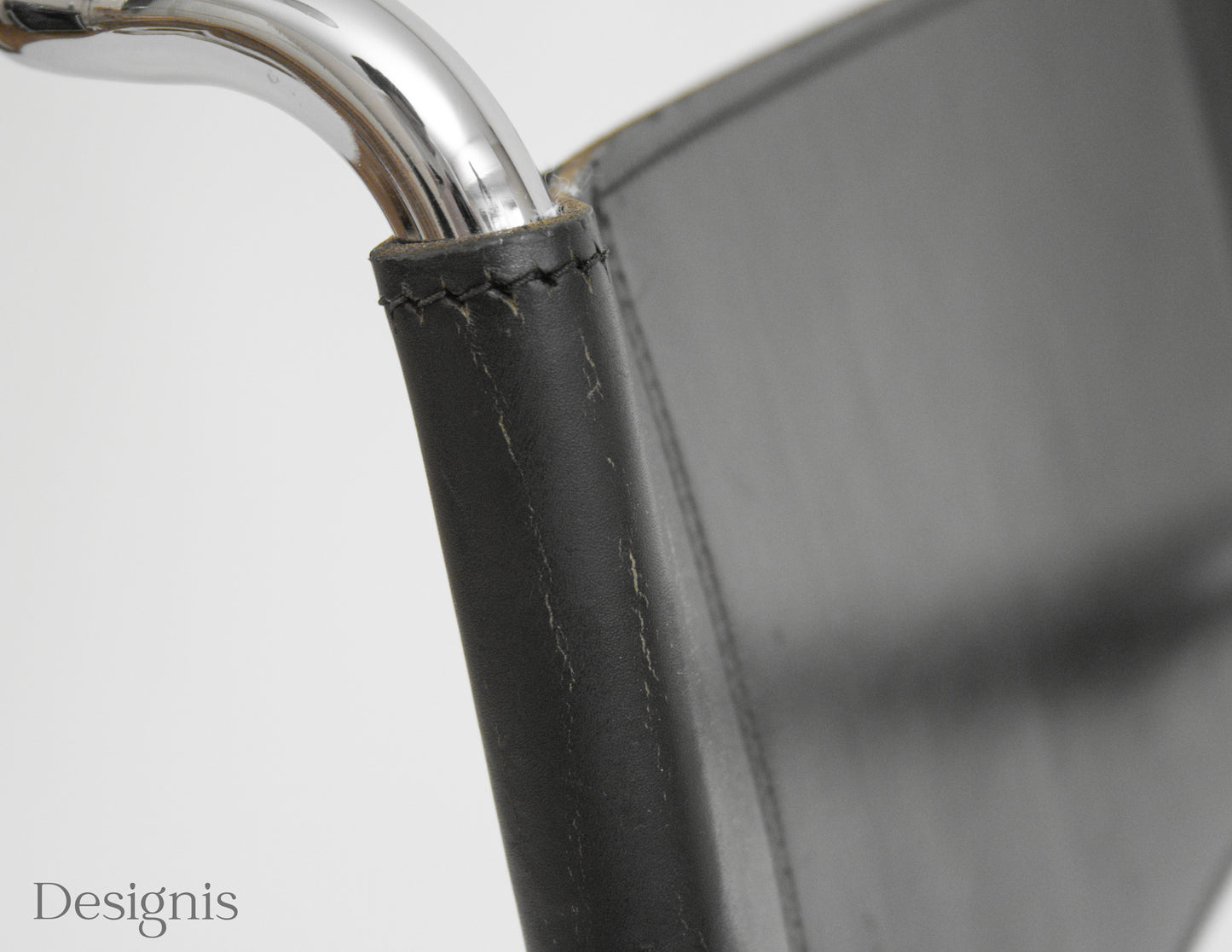 Thonet S34 Freischwinger | Schwarz | Leder