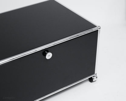 USM Haller Lowboard, Graphitschwarz, Schubladen