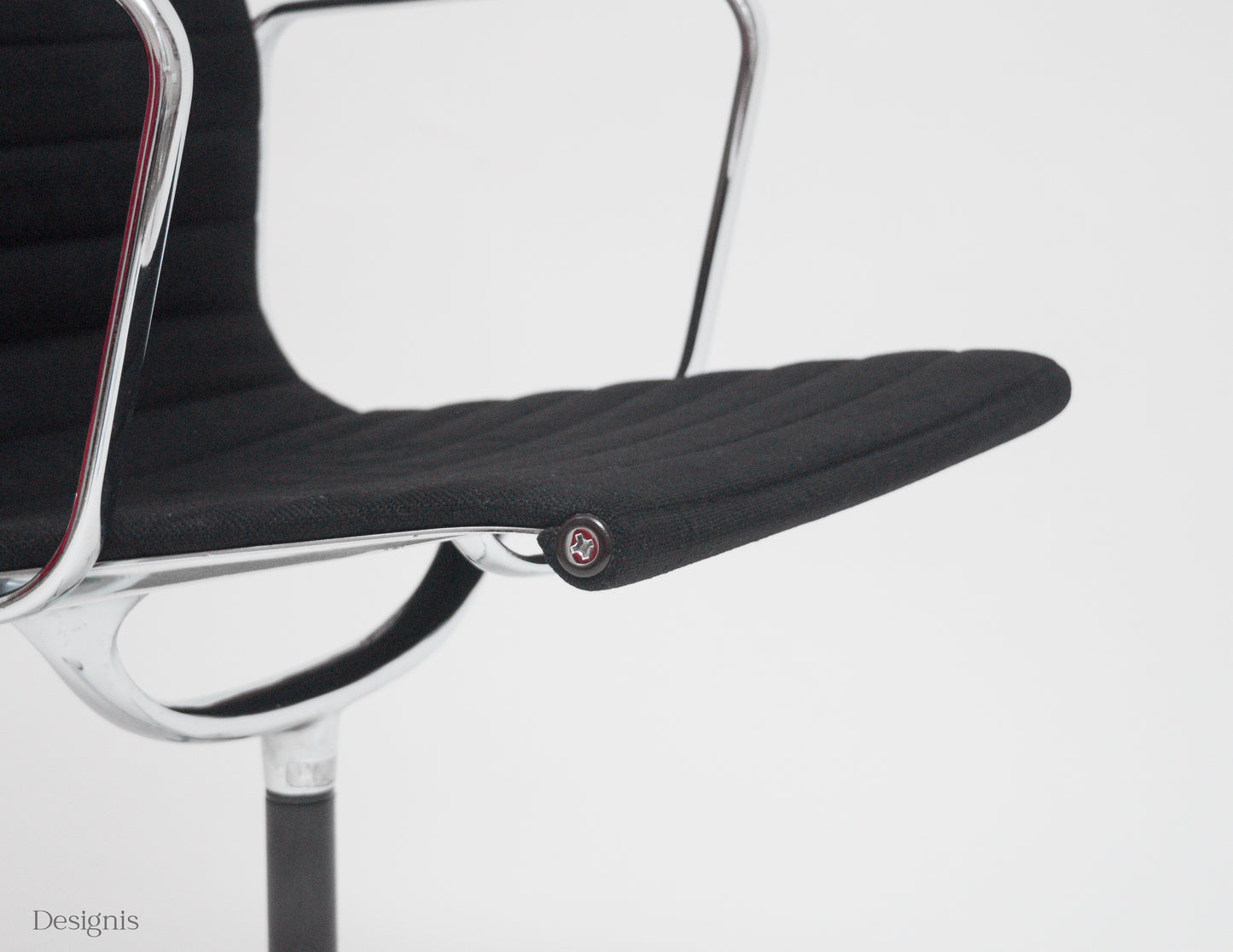 Vitra EA108 Aluminium Chair | Hopsak | Schwarz