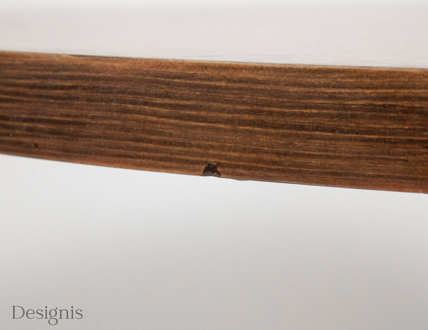 Vitra Eames Tisch rund | 110cm Durchmesser | Braun